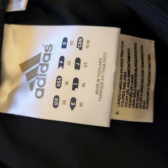 Adidas Tricot Black Capri Running Pants Size Medium - Picture 10 of 11